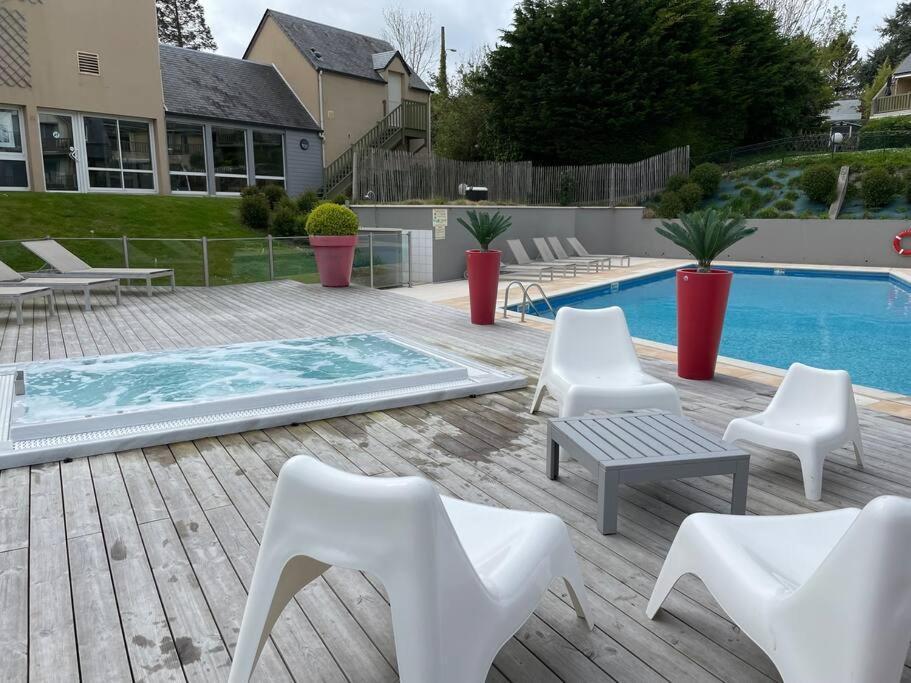 Appartement La Terrasse Du Golf à Port-en-Bessin-Huppain Extérieur photo